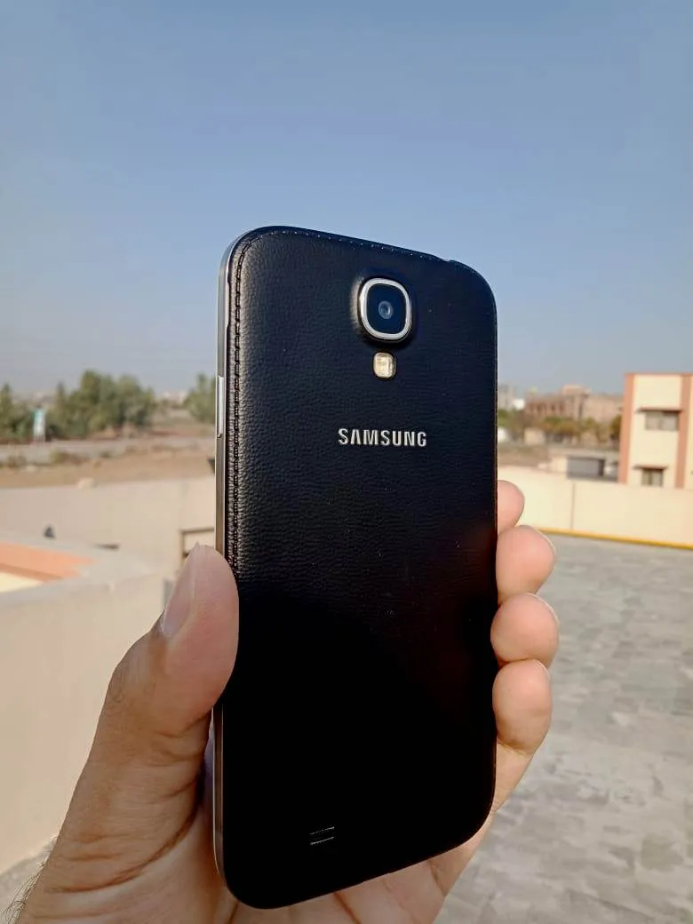 Original Samsung S4 (19500) For Sale (NUST, Islamabad) - ad image 2